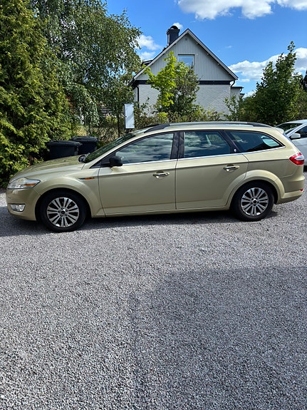 Ford Mondeo 3 of 7