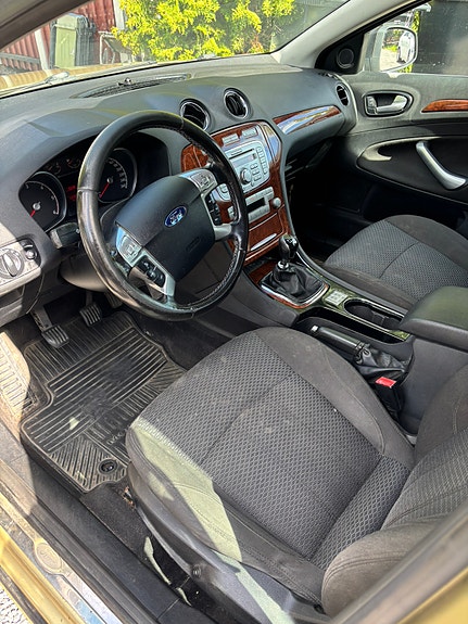 Ford Mondeo 5 of 7