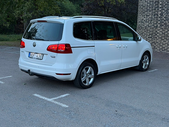 Volkswagen Sharan 3 of 6