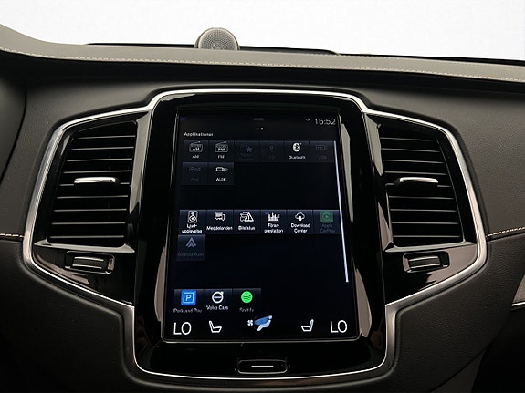 Volvo XC90 27 of 30