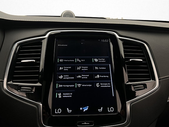 Volvo XC90 29 of 30