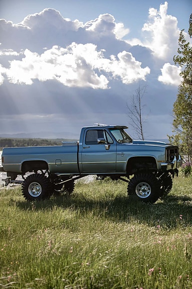 Chevrolet 1500 2 of 9