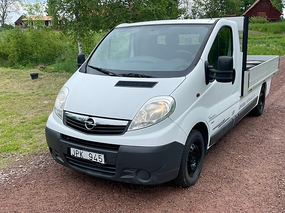 Opel Vivaro 8 of 20