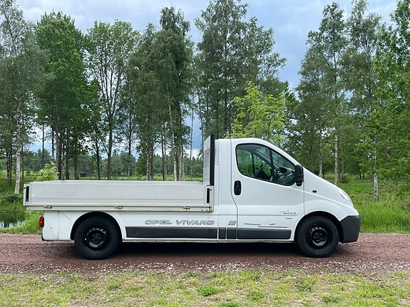 Opel Vivaro 6 of 20