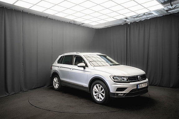 Volkswagen Tiguan 4 of 22