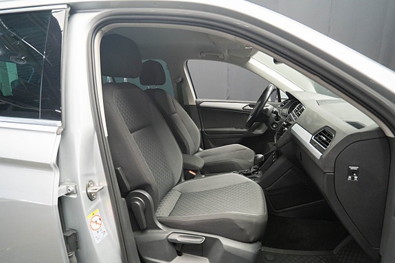 Volkswagen Tiguan 15 of 22