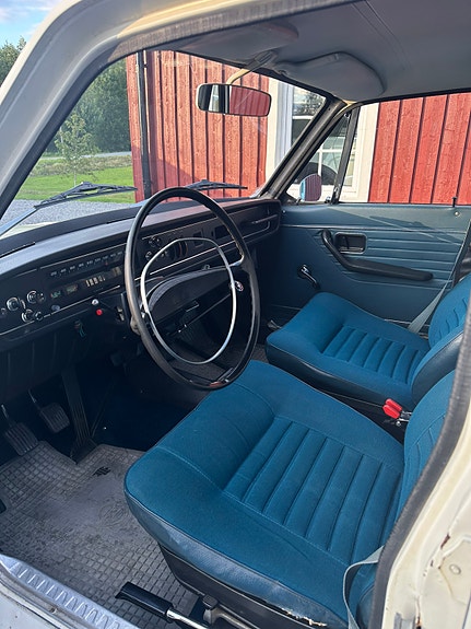 Volvo 144 8 of 13