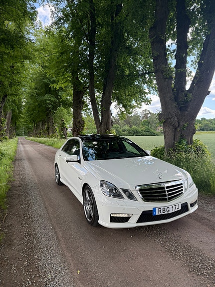 Mercedes-Benz E63 3 of 18