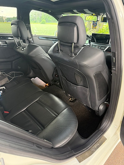 Mercedes-Benz E63 16 of 18