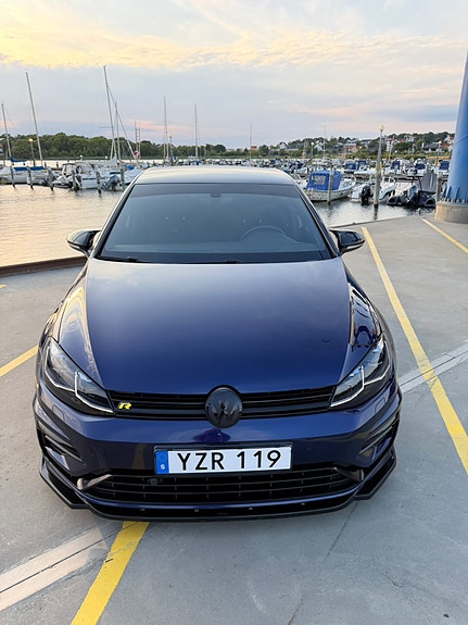 Volkswagen Golf VII 7 of 15