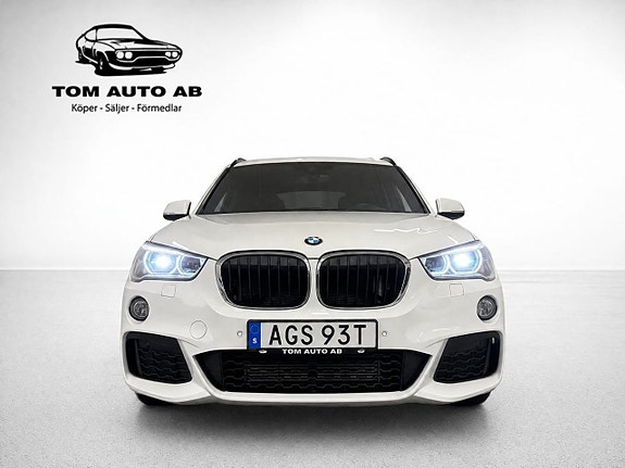 BMW X1 2 of 30