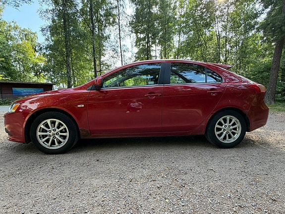 Mitsubishi Lancer 5 of 18