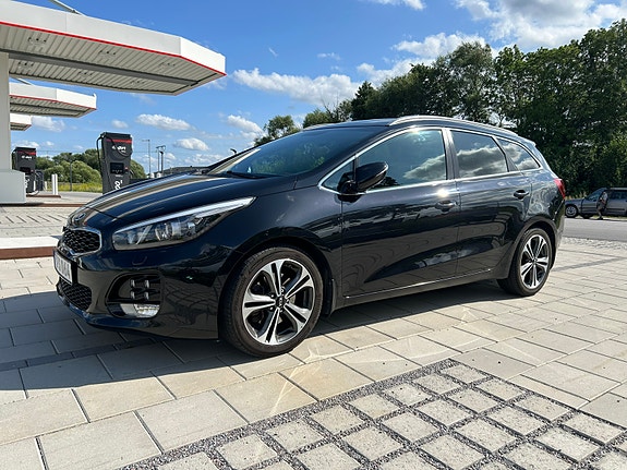 Kia Ceed 2 of 6