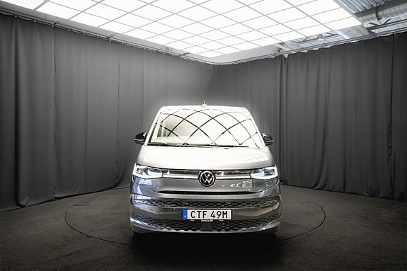 Volkswagen Multivan 5 of 30