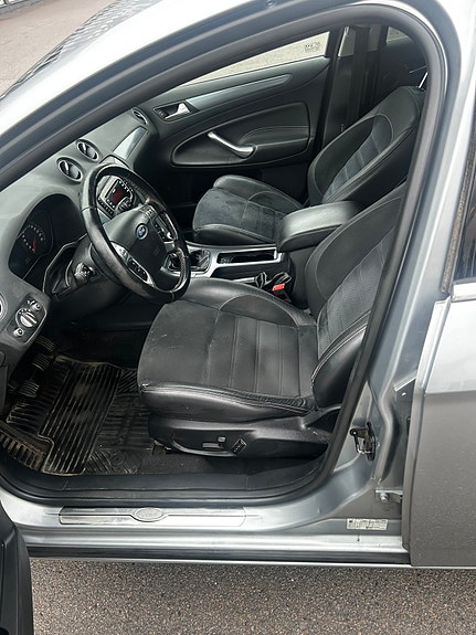 Ford Mondeo 7 of 16