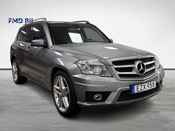 Mercedes-Benz GLK220 4 of 30