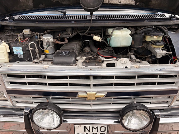 Chevrolet G20 5 of 19