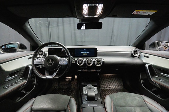 Mercedes-Benz CLA180 12 of 21