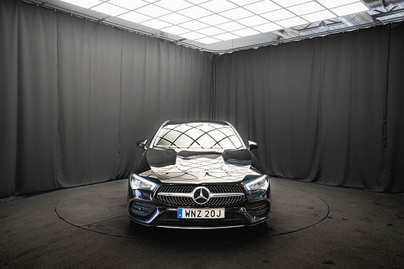 Mercedes-Benz CLA180 3 of 21