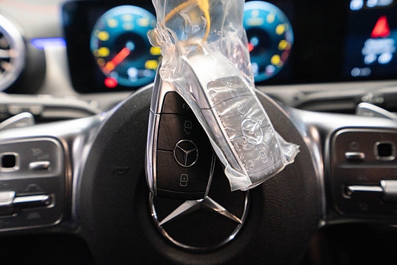Mercedes-Benz CLA180 21 of 21