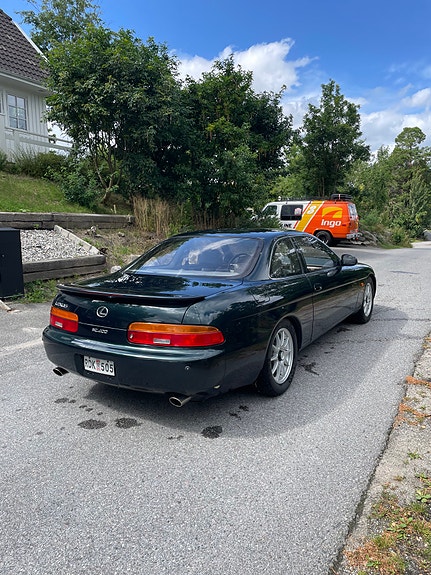 Lexus SC400 4 of 7