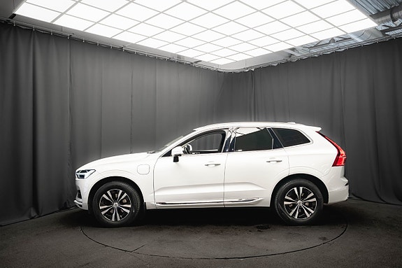 Volvo XC60 10 of 23