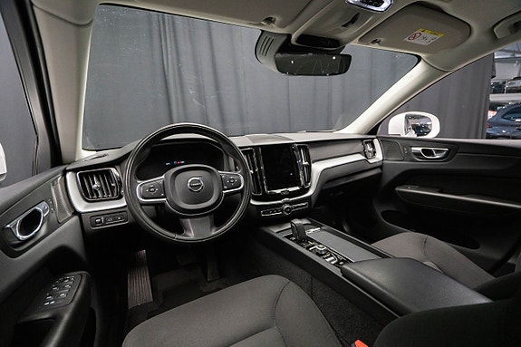 Volvo XC60 11 of 23