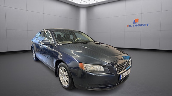 Volvo S80 3 of 10