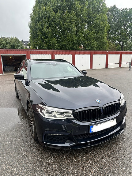 BMW 540i 5 of 7