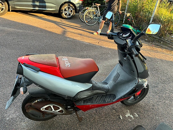 Aprilia APRILIA SR 50 STREET 2 of 3