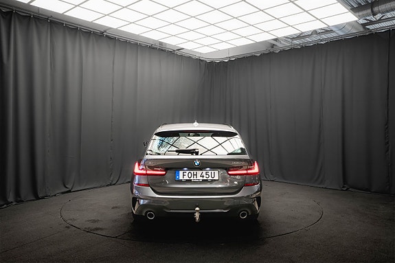 BMW 330e 8 of 22