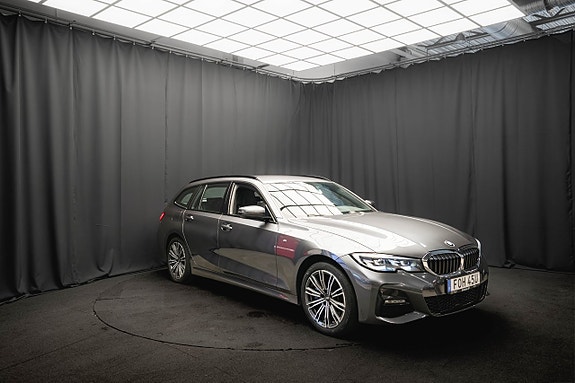 BMW 330e 5 of 22