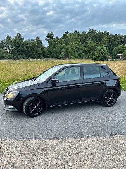 Skoda Fabia 3 of 9