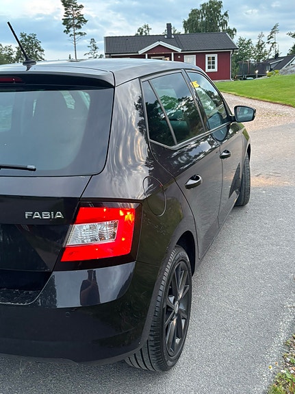Skoda Fabia 6 of 9