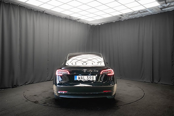 Tesla Model 3 8 of 23