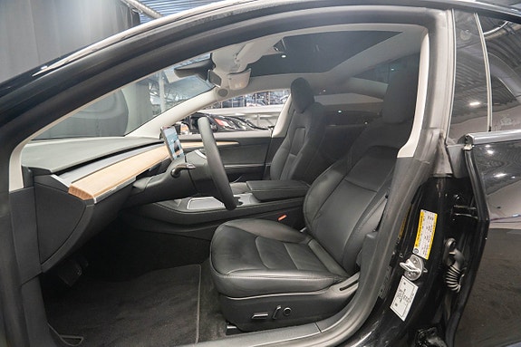 Tesla Model 3 17 of 23