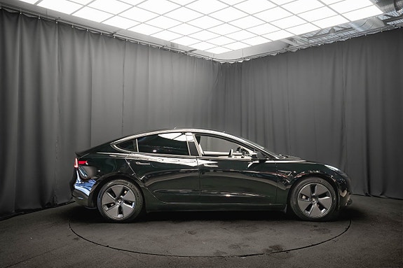 Tesla Model 3 6 of 23