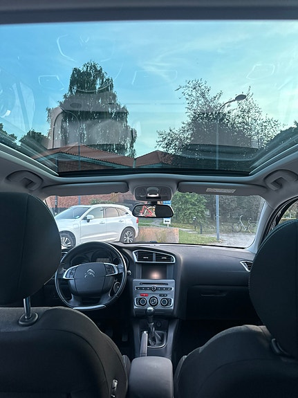 Citroen C4 8 of 10