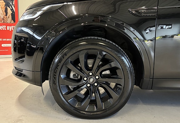 Land Rover Discovery Sport 4 of 30
