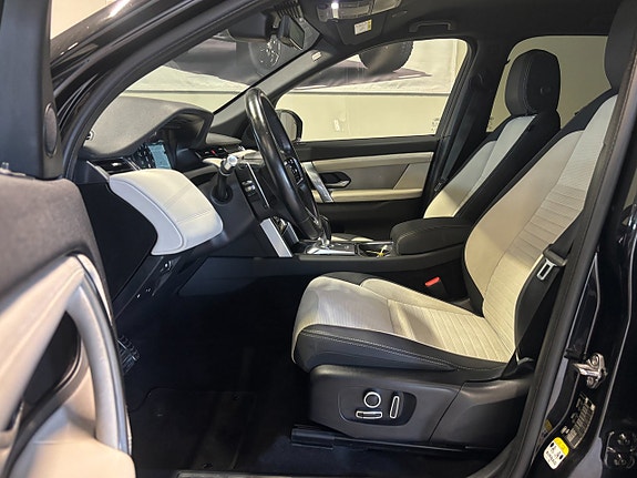 Land Rover Discovery Sport 14 of 30