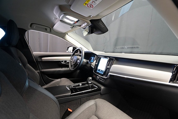 Volvo V90 14 of 25