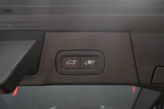Volvo V90 25 of 25