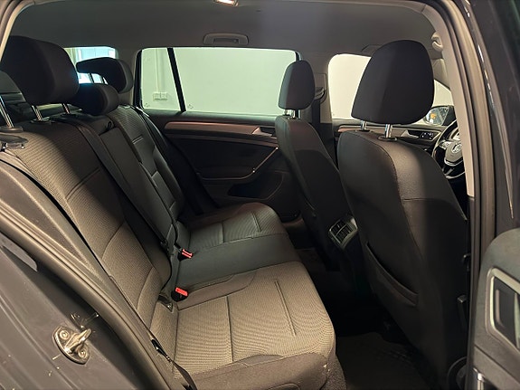 Volkswagen Golf I 17 of 21