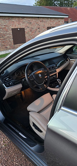 BMW 530d 14 of 15