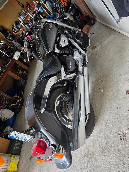 Suzuki VL1500 Intruder 3 of 5