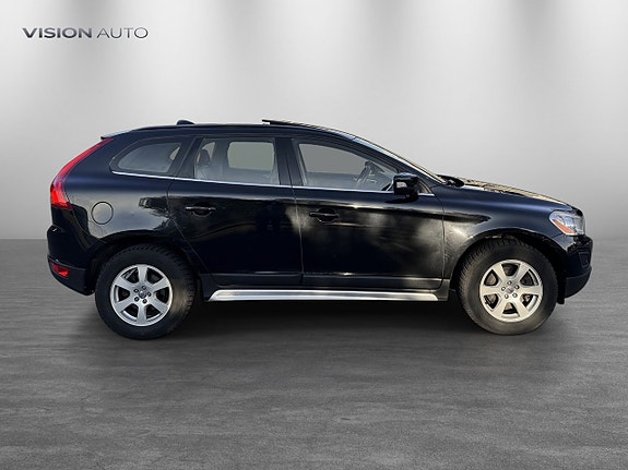 Volvo XC60 4 of 27