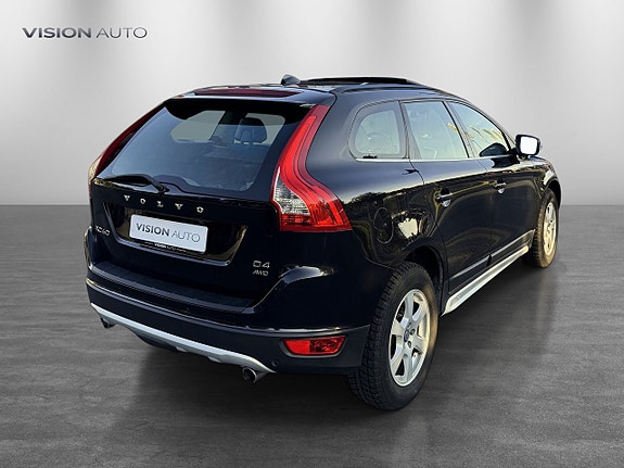 Volvo XC60 5 of 27