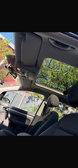 Volkswagen Touran 7 of 7