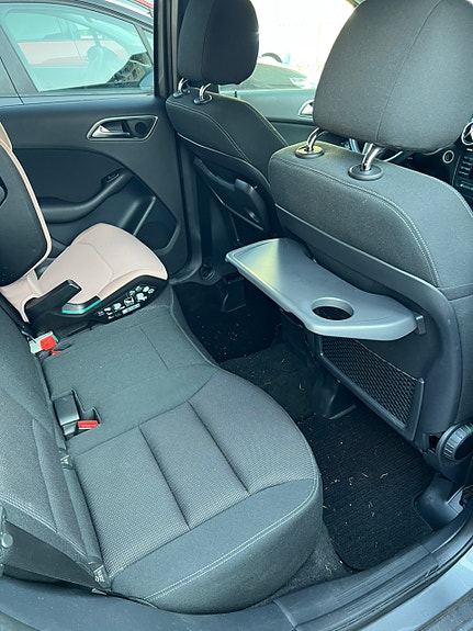Mercedes-Benz B180 10 of 14