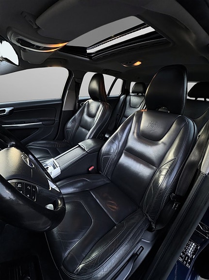 Volvo V60 15 of 26